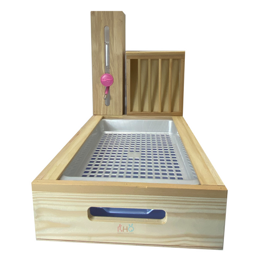 Bois Playhouse 3 in 1 Feeders & Potty Tray